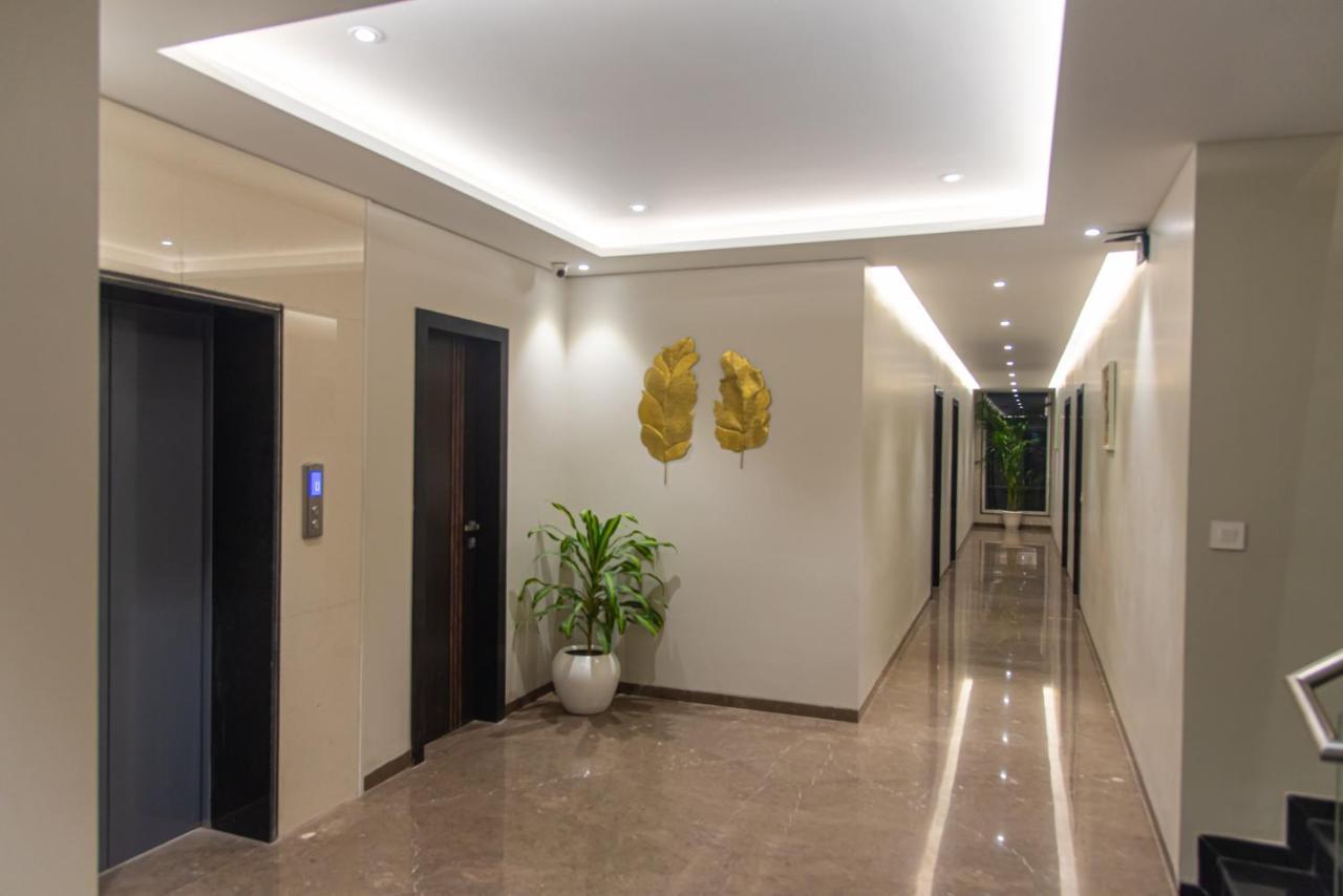Hotel Royal Livin พาราณสี ภายนอก รูปภาพ